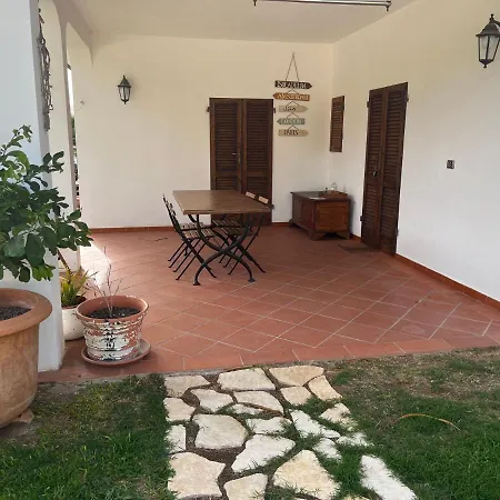 Le Grotte Bed & Breakfast