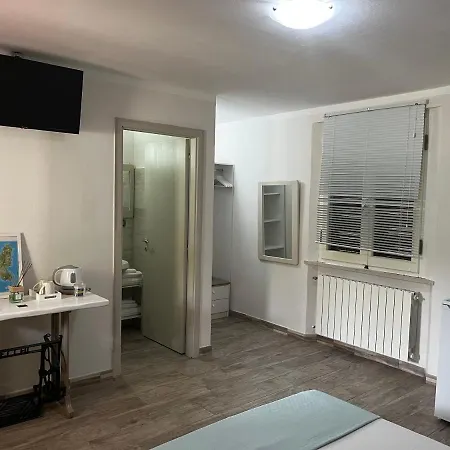 Le Grotte Bed & Breakfast Portoferraio